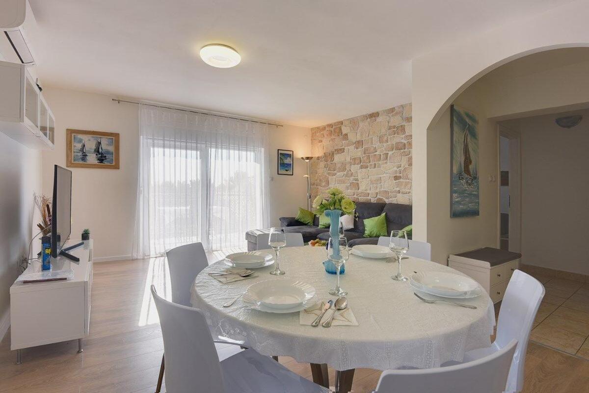 Apartment Zajec Премантура Екстер'єр фото