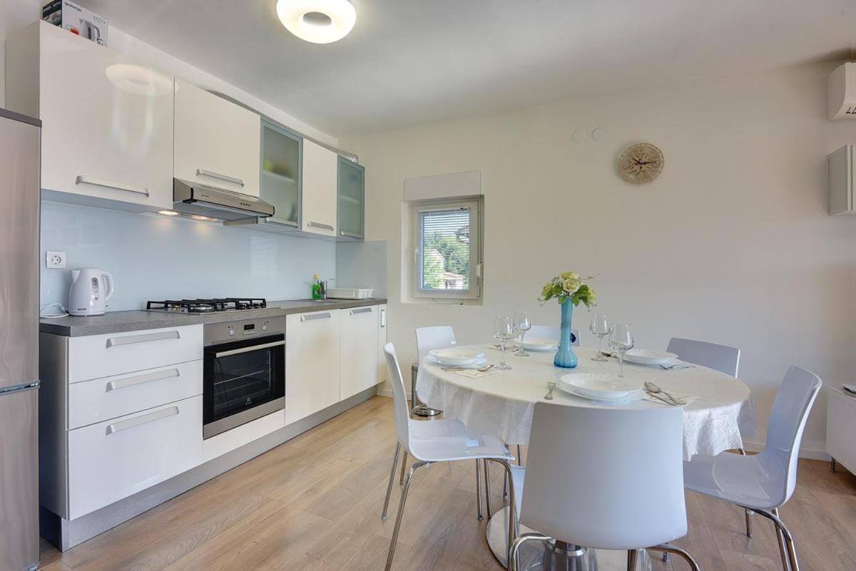 Apartment Zajec Премантура Екстер'єр фото