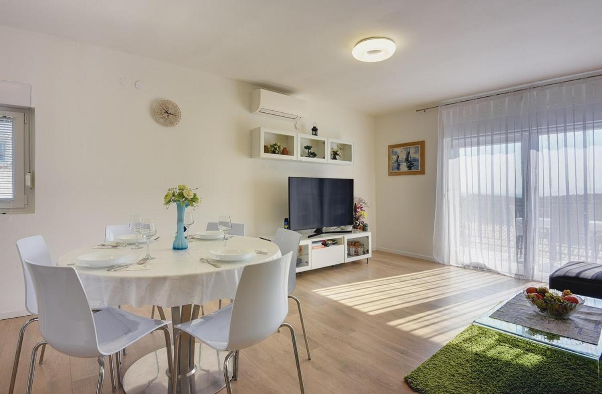Apartment Zajec Премантура Екстер'єр фото