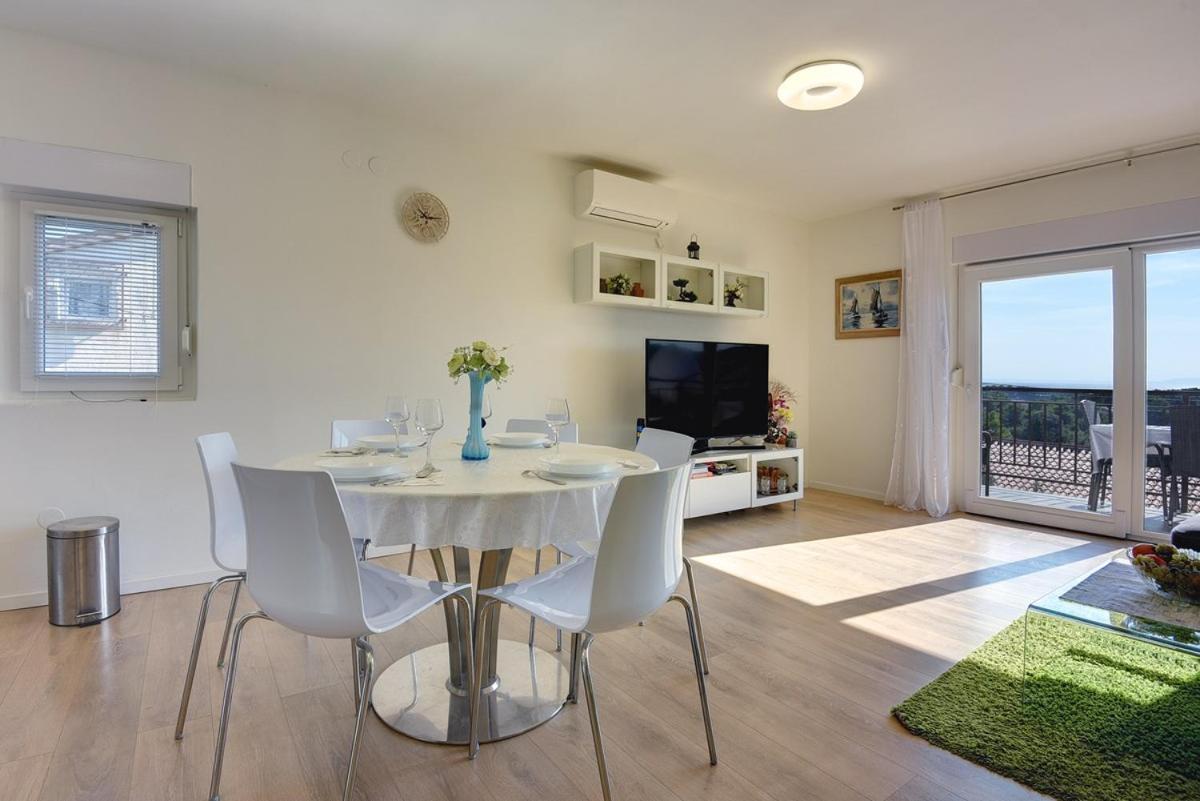 Apartment Zajec Премантура Екстер'єр фото